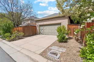 154 Oneida Ct, Denver, CO 80220 - Photo 28