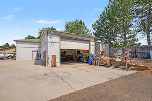 8143 S Otis Ct, Littleton, CO 80128 - Photo 36