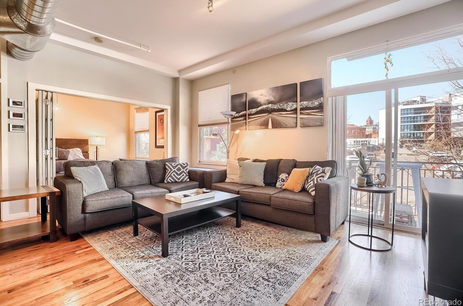 1521 Central St #2e, Denver, CO