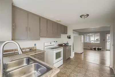 6700 W 37th Place, Wheat Ridge, CO 80033 - Photo 6