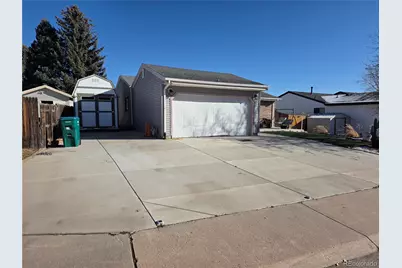 17933 E Linvale Drive, Aurora, CO 80013 - Photo 2
