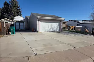 17933 E Linvale Dr, Aurora, CO 80013 - Photo 2