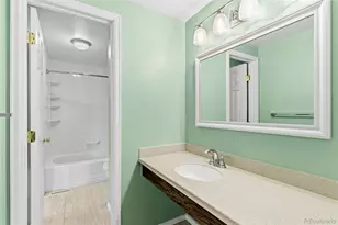 8752 E Amherst Dr, Denver, CO 80231 - Photo 22