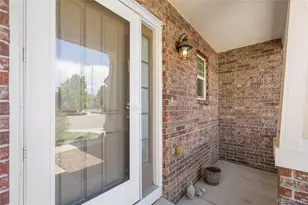 4850 S Elk Ct, Aurora, CO 80016 - Photo 6