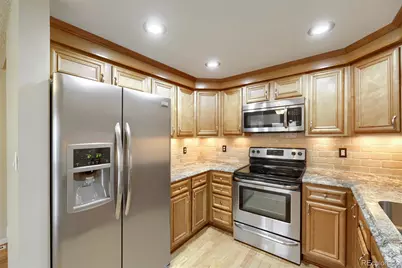 701 N Harlan Street #E27, Lakewood, CO 80214 - Photo 14