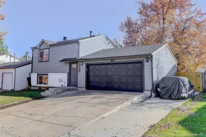 3920 S Truckee Court, Aurora, CO 80013 - Photo 2