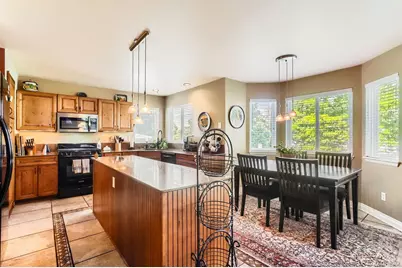 811 Brookside Drive, Longmont, CO 80504 - Photo 8