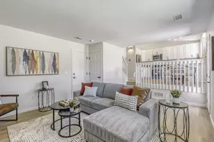 9585 Castle Ridge Circle, Highlands Ranch, CO 80129 - Photo 12