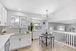 9585 Castle Ridge Circle, Highlands Ranch, CO 80129 - Photo 10