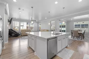 8801 S Ukraine Ct, Aurora, CO 80016 - Photo 12