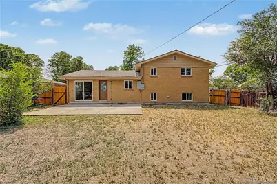 328 Troy Street, Aurora, CO 80011 - Photo 18