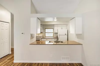 4136 S Rifle Way, Aurora, CO 80013 - Photo 6