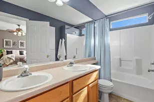 19408 E 40th Pl, Denver, CO 80249 - Photo 18