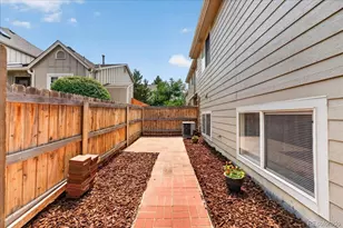 1232 S Waco St, Aurora, CO 80017 - Photo 26