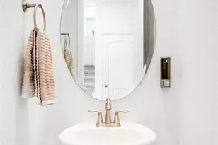 2702 E 161st Pl, Thornton, CO 80602 - Photo 16