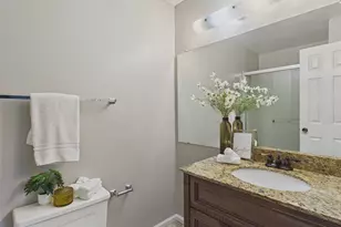 1140 S Monaco Parkway, Denver, CO 80224 - Photo 12