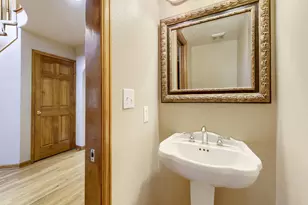 10118 Stephen Pl, Highlands Ranch, CO 80130 - Photo 8