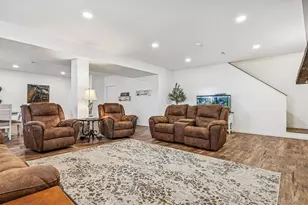 4985 Cattle Cross Ln, Castle Rock, CO 80104 - Photo 4