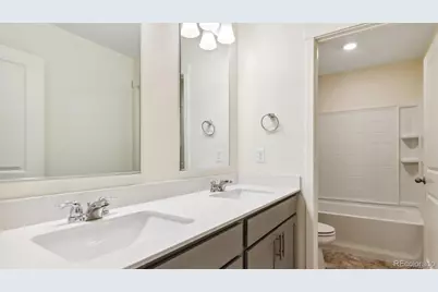 9875 Ceylon Court, Commerce City, CO 80022 - Photo 20