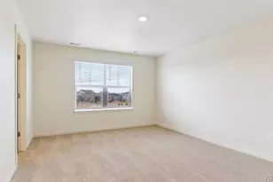 9875 Ceylon Ct, Commerce City, CO 80022 - Photo 14