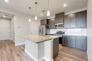 16860 Askins Loop, Parker, CO 80134 - Photo 2