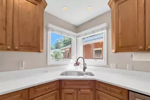 461 S Franklin St, Denver, CO 80209 - Photo 12