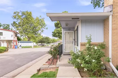 84 Nome Way #A, Aurora, CO 80012 - Photo 2
