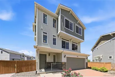10231 Yampa Court, Commerce City, CO 80022 - Photo 2
