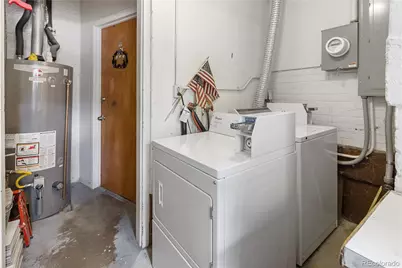 2663 Curtis Street, Denver, CO 80205 - Photo 34