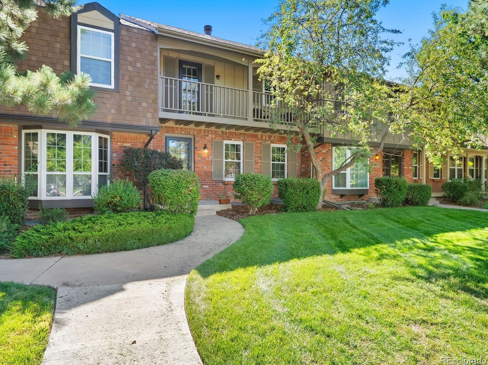 8981 Amherst Dr, Denver, CO 80231-4001