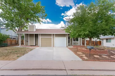 15429 E Oberlin Place, Aurora, CO 80013 - Photo 2
