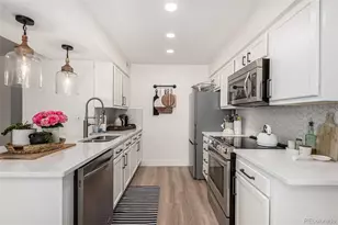749 Canyon Dr, Castle Rock, CO 80104 - Photo 2