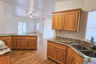 2745 Country Club Way, Montrose, CO 81401 - Photo 8