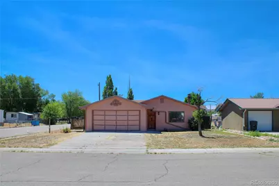 255 E Raven Avenue, Rangely, CO 81648 - Photo 2
