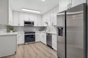 635 S Alton Way, Denver, CO 80247 - Photo 4