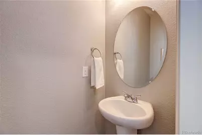 237 S Old Hammer, Aurora, CO 80018 - Photo 14