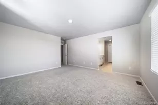 22302 E 38th Pl, Aurora, CO 80019 - Photo 32