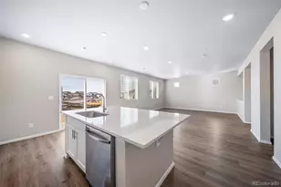 22302 E 38th Pl, Aurora, CO 80019 - Photo 10