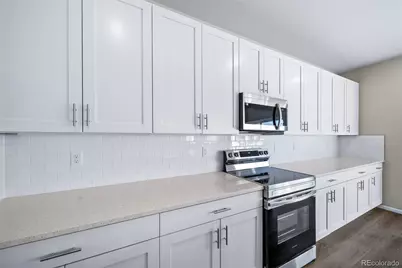 22302 E 38th Place, Aurora, CO 80019 - Photo 6