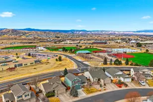 569 Branding Iron Ln, Castle Rock, CO 80104 - Photo 38