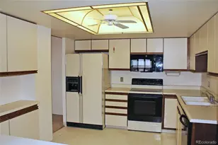 13850 E Marina Dr, Aurora, CO 80014 - Photo 8