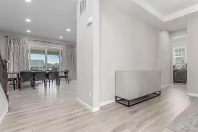 6560 S Addison Way, Aurora, CO 80016 - Photo 4