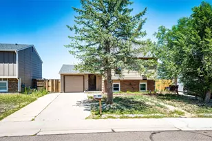 625 Madison Way, Bennett, CO 80102 - Photo 2