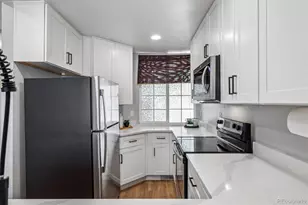 9126 W Phillips Dr, Littleton, CO 80128 - Photo 6