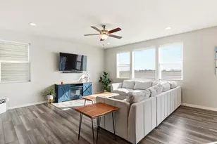 4512 Scenic Ln, Johnstown, CO 80534 - Photo 10