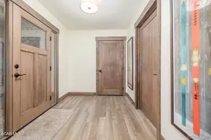 589 Hughes Ave, Fraser, CO 80442 - Photo 6