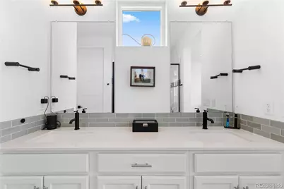 6058 N Perth Street, Aurora, CO 80019 - Photo 34