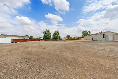 16203 Barley Avenue, Fort Lupton, CO 80621 - Photo 36