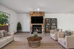 7476 E Arkansas Ave, Denver, CO 80231 - Photo 4