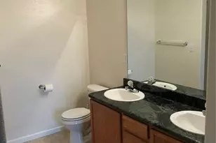 15555 E 40th Ave, Denver, CO 80239 - Photo 12